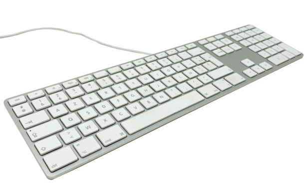 Claviers Apple A1243 Azerty Filaire